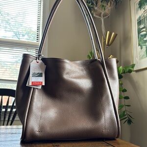 NWT DIVINA FIRENZE | Made in Italy | Genuine Leather Tote Bag | Taupe